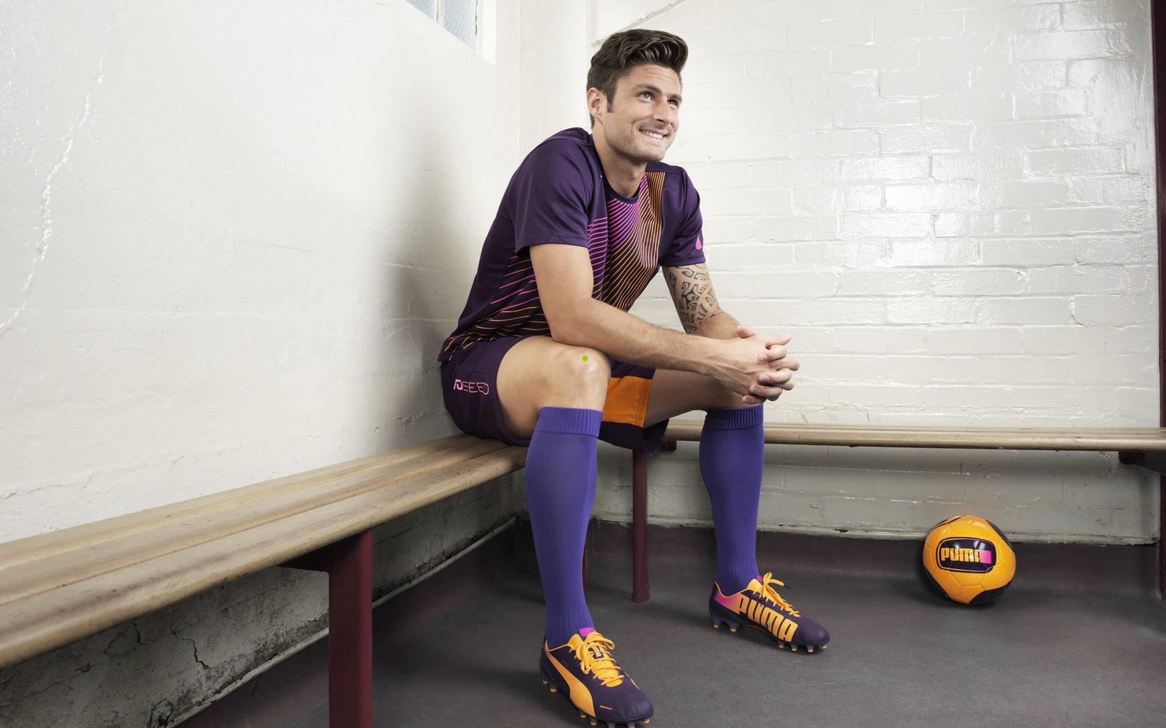 沃勒尔力挺纳格尔斯曼执教风格,直言不讳或显尖锐,却是德国足球革新必需之态度